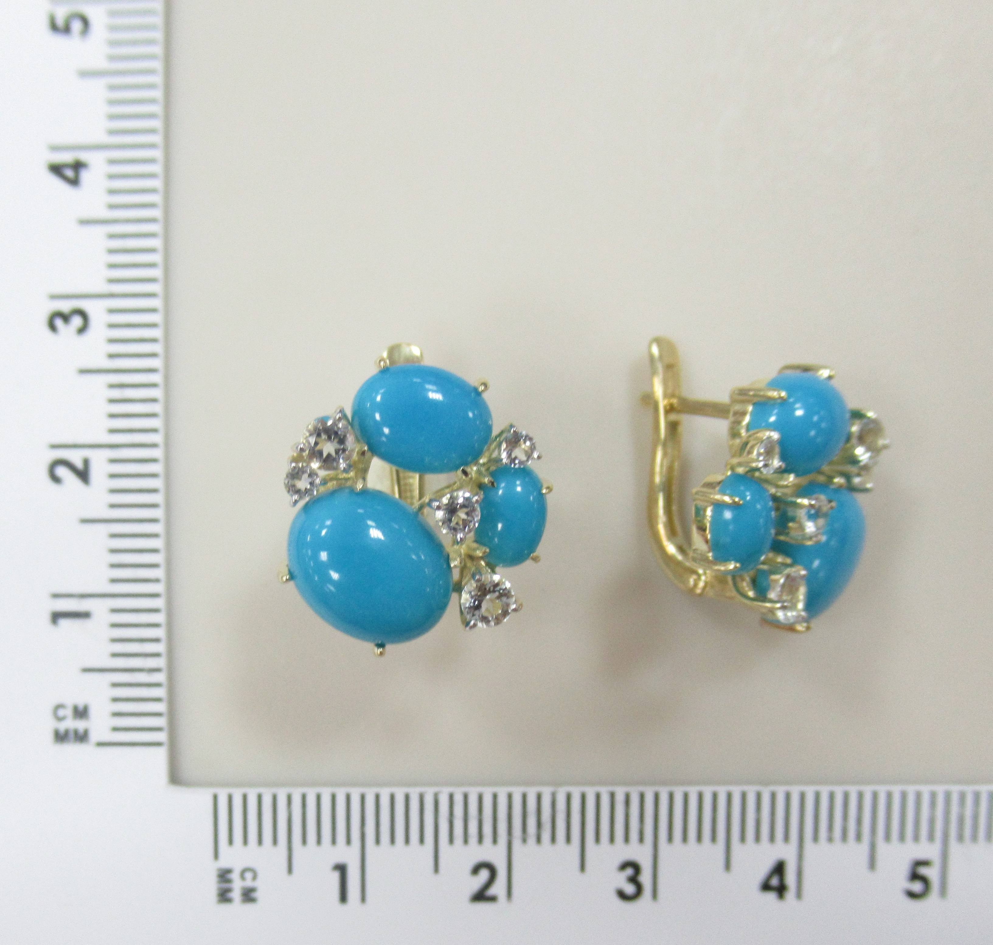 Серьги из желтого золота с бирюзой